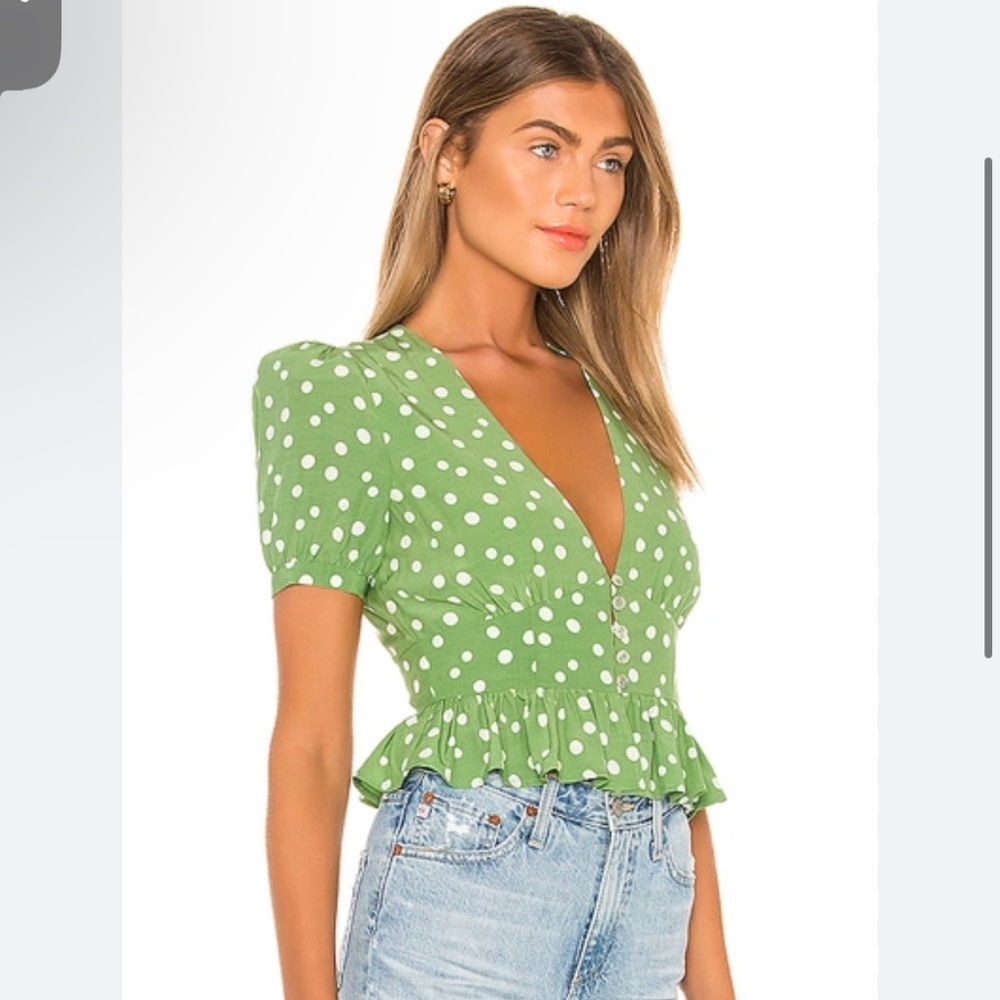 Woman top size small  brand new